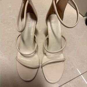 Society Women's Elegant Cream Heels
